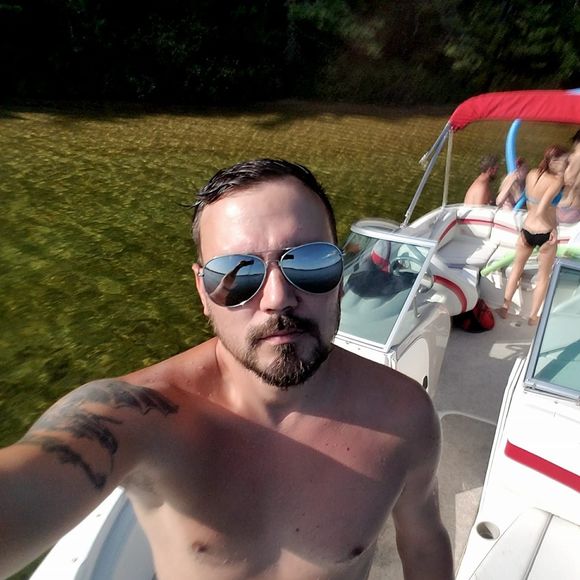 Meet your Posher, Brian - Picture 1 of 1